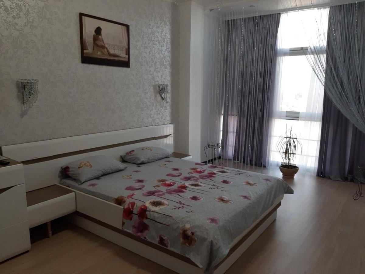 Маршала Малиновського 18 Б 12 Жемчужина Квартира Odessa Buitenkant foto